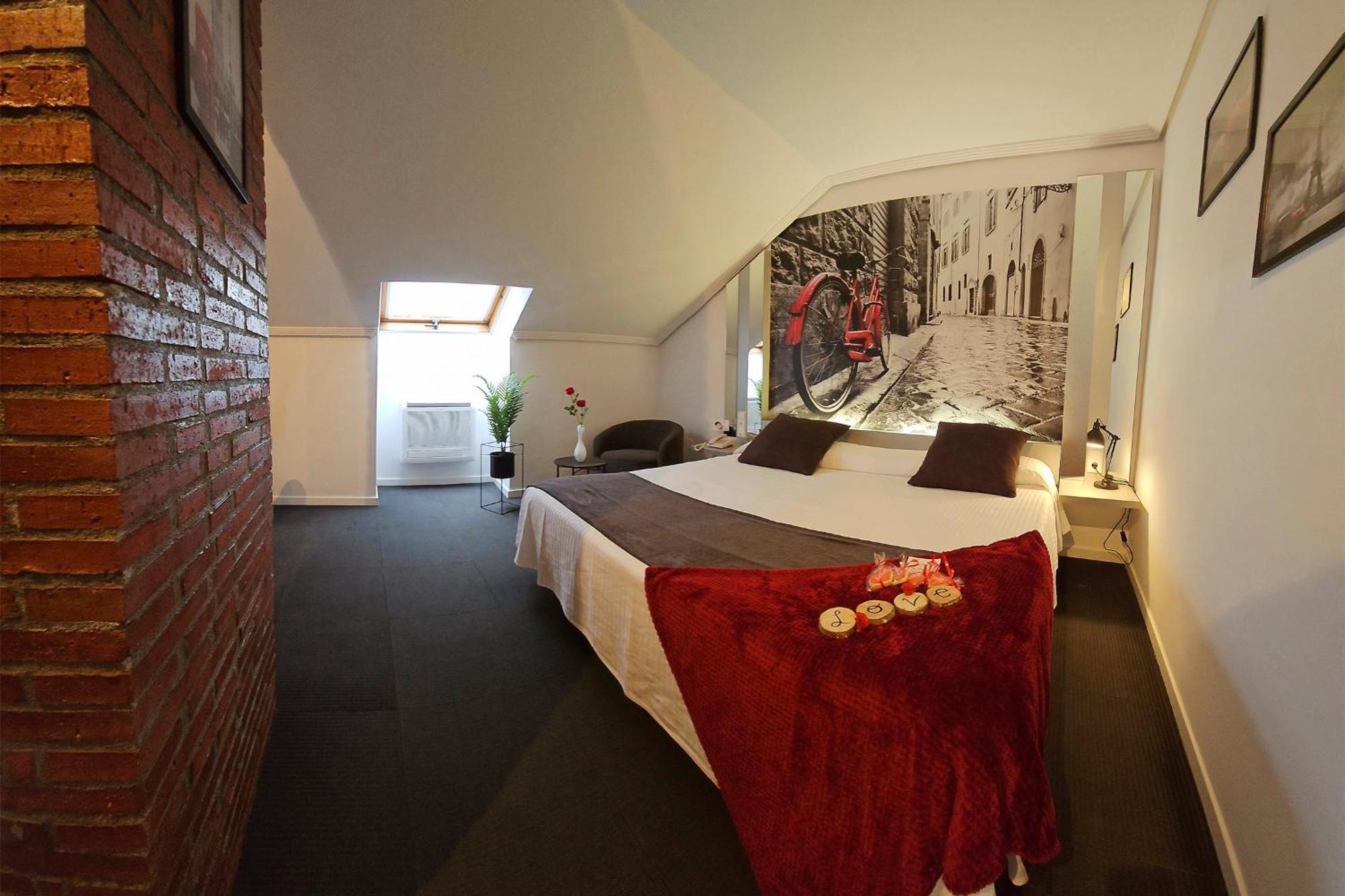 Hotel Spa El Muelle De ซวนเซส ภายนอก รูปภาพ