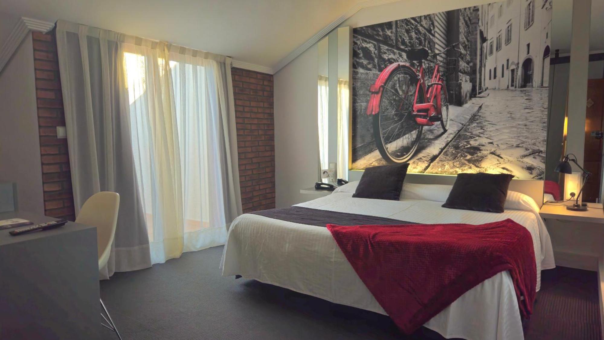 Hotel Spa El Muelle De ซวนเซส ภายนอก รูปภาพ