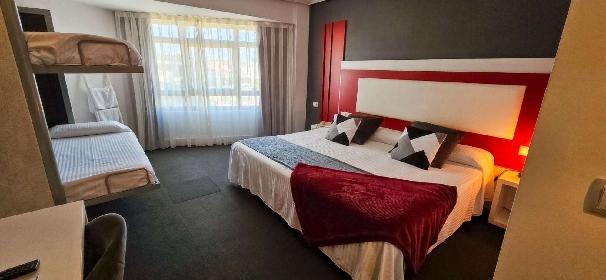 Hotel Spa El Muelle De ซวนเซส ภายนอก รูปภาพ