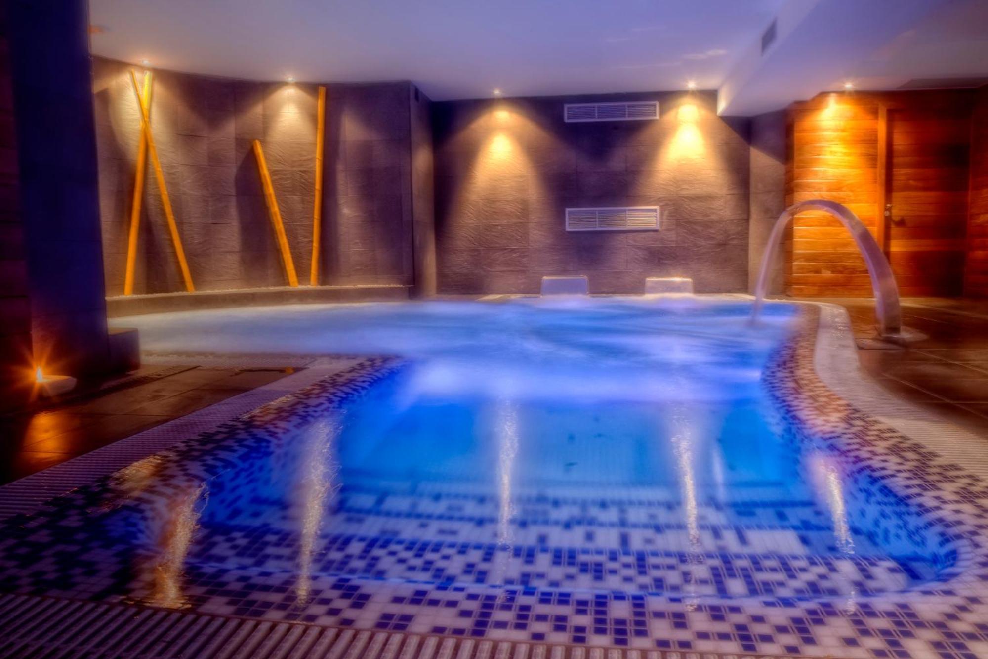 Hotel Spa El Muelle De ซวนเซส ภายนอก รูปภาพ